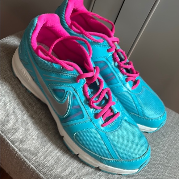 Nike Air Relentless 3 Running Shoes Sneakers Womens Size 10 - Picture 1 of 9